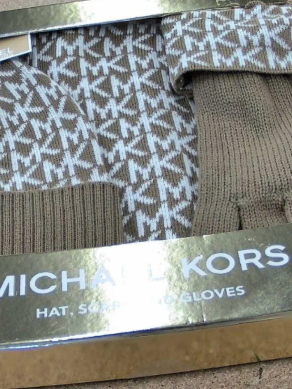 Michael Kors MK Monogram Hat Scarf & Gloves Set – Brown & White – NWT